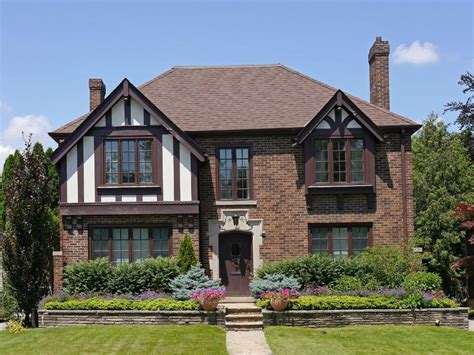 the tudor building|pictures of tudor style houses.